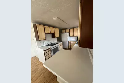 290 N 400 E, Price, UT 84501 - Photo 3