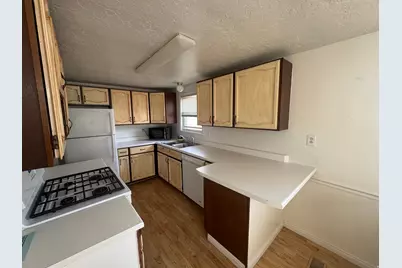 290 N 400 E, Price, UT 84501 - Photo 5