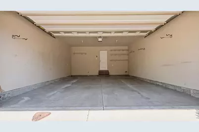 1649 N Hollyhock Cir W, Farmington, UT 84025 - Photo 25