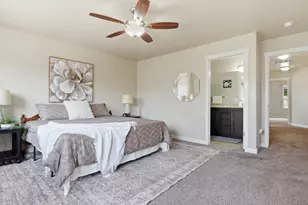 1649 N Hollyhock Cir W, Farmington, UT 84025 - Photo 15