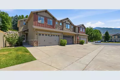 1649 N Hollyhock Cir W, Farmington, UT 84025 - Photo 3