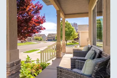 2309 E Hitching Post Dr, Eagle Mountain, UT 84005 - Photo 5