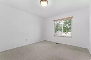 9608 S Royalty Ln W, South Jordan, UT 84095 - Photo 15