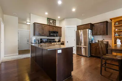 637 E 950 S #46, Brigham City, UT 84302 - Photo 5