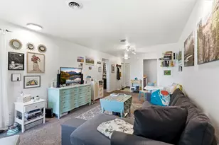424 N Center St, Salt Lake City, UT 84103 - Photo 3