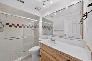 5695 S Inwood Dr, Taylorsville, UT 84129 - Photo 33