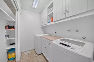 5695 S Inwood Dr, Taylorsville, UT 84129 - Photo 37