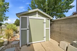 5695 S Inwood Dr, Taylorsville, UT 84129 - Photo 43