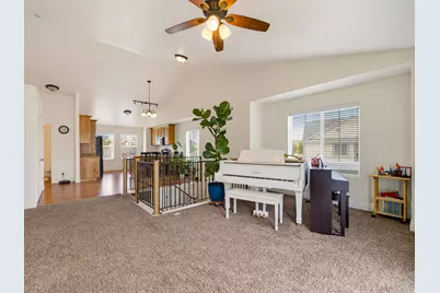 2933 E Somerset Dr, Spanish Fork, UT 84660 - Photo 13