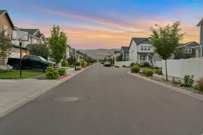 6529 W Yawkey Way, Herriman, UT 84096 - Photo 21