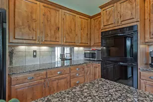 726 N Donner Hill Cir E, Salt Lake City, UT 84108 - Photo 25
