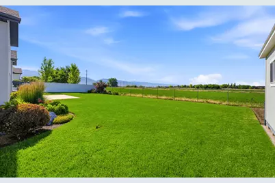 3051 W 725 N, Layton, UT 84041 - Photo 59