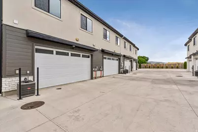 1104 S 200 E, Spanish Fork, UT 84660 - Photo 23