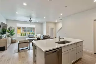 1104 S 200 E, Spanish Fork, UT 84660 - Photo 11