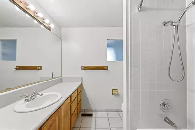 6764 S 2445 E, Cottonwood Heights, UT 84121 - Photo 19