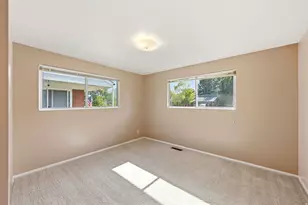 6764 S 2445 E, Cottonwood Heights, UT 84121 - Photo 17