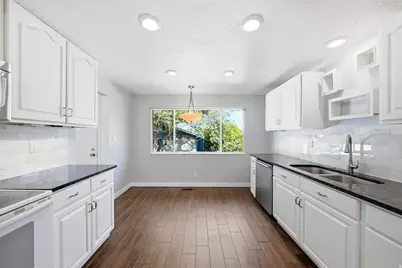 6764 S 2445 E, Salt Lake City, UT 84121 - Photo 7