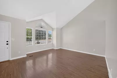 9871 S 4000 W, South Jordan, UT 84095 - Photo 3