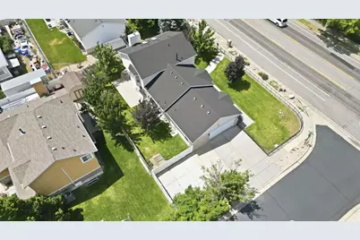 9871 S 4000 W, South Jordan, UT 84095 - Photo 43