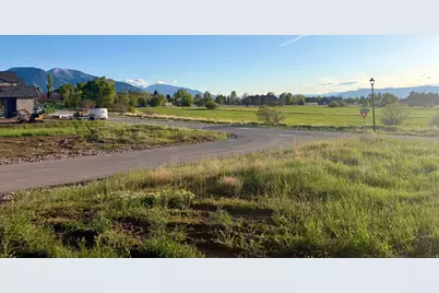2057 E Maple Hills Ln #109, Mapleton, UT 84664 - Photo 3