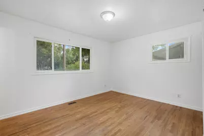 1573 E 5600 S, Holladay, UT 84121 - Photo 17