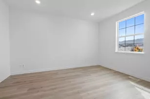 5408 N Saddle Stone Dr, Eagle Mountain, UT 84005 - Photo 13