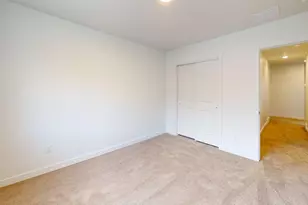 783 N Pheasantbrook Dr, Centerville, UT 84014 - Photo 21