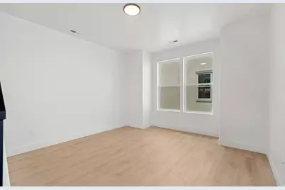 11027 S Freestone Rd W #124, South Jordan, UT 84009 - Photo 7