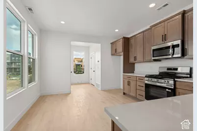 11027 S Freestone Rd W #124, South Jordan, UT 84009 - Photo 9