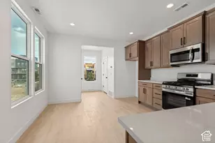 11027 S Freestone Rd W, South Jordan, UT 84009 - Photo 9