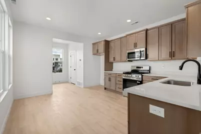 11027 S Freestone Rd W #124, South Jordan, UT 84009 - Photo 5