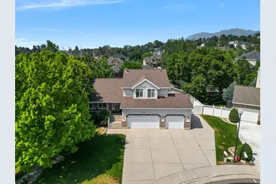 11128 S Barrett Park Cir E, Sandy, UT 84092 - Photo 1