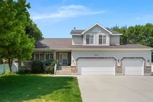 11128 S Barrett Park Cir E, Sandy, UT 84092 - Photo 1