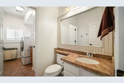 11128 S Barrett Park Cir E, Sandy, UT 84092 - Photo 13