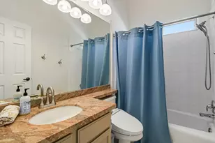 11128 S Barrett Park Cir E, Sandy, UT 84092 - Photo 19