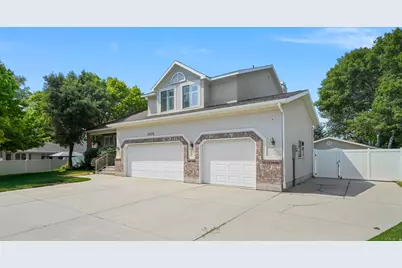 11128 S Barrett Park Cir E, Sandy, UT 84092 - Photo 35
