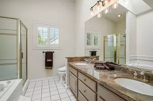 11128 S Barrett Park Cir E, Sandy, UT 84092 - Photo 15