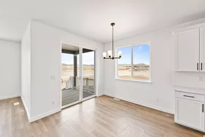 5455 N Saddle Stone Cir #529, Eagle Mountain, UT 84005 - Photo 7