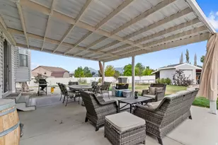 5015 W Rock Ridge Ln, West Jordan, UT 84081 - Photo 31