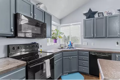 5015 W Rock Ridge Ln, West Jordan, UT 84081 - Photo 11