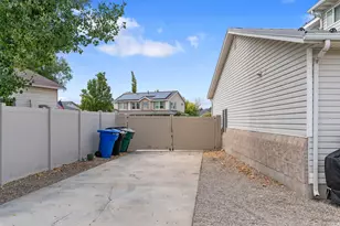 5015 W Rock Ridge Ln, West Jordan, UT 84081 - Photo 39