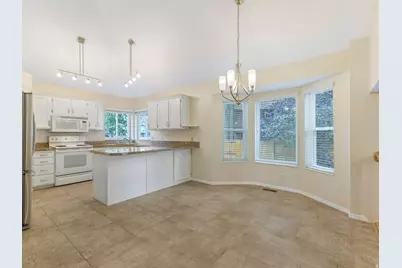 3286 E Deer Creek Cv, Cottonwood Heights, UT 84121 - Photo 7