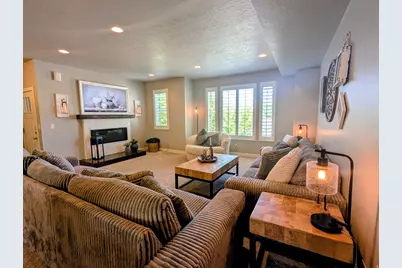 28 E Yellow Cliff Dr S, Draper, UT 84020 - Photo 3