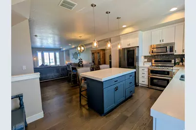 28 E Yellow Cliff Dr S, Draper, UT 84020 - Photo 11