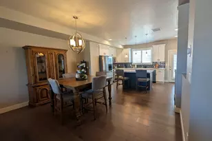 28 E Yellow Cliff Dr S, Draper, UT 84020 - Photo 7