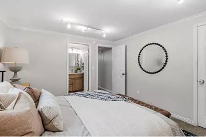 637 S 850 E, Centerville, UT 84014 - Photo 13