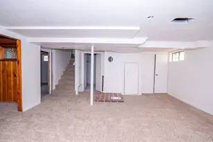 5 W Miller St S, Murray, UT 84107 - Photo 21