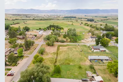 74 W Center, Spring City, UT 84662 - Photo 5