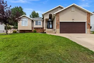 382 E 3550 N, North Ogden, UT 84414 - Photo 1