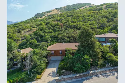 8705 S Kings Hill Drive Dr E, Cottonwood Heights, UT 84121 - Photo 13